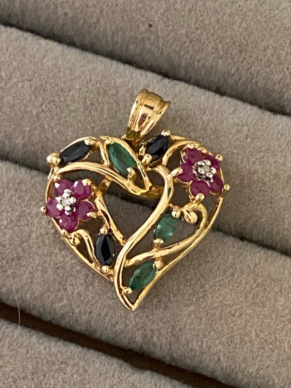 - ONE OF A KIND-Antique 10k Solid Gold Natural Mixed Gem (0.62ctw) Heart Pendant
